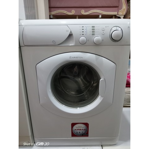 ARİSTON STANDART 5 KG OTOMATİK ÇAMAŞIR MAKİNESİ 